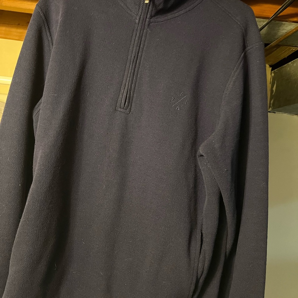 Great 1/4 zip medium weight pullover